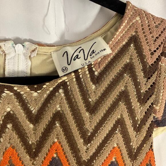 VA VA by Joy Han 70s Retro vibe Zig-Zag Dress M – Brown & Orange Short Sleeve - Picture 3 of 4